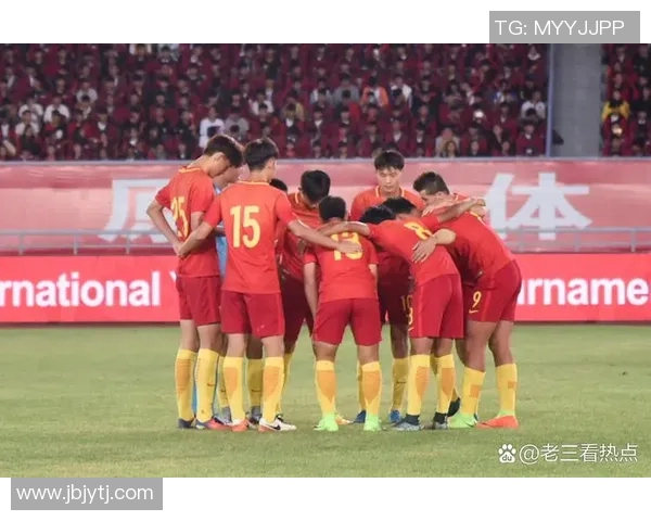 全国锦标赛回顾：深圳足球队展现强大实力与团队精神的精彩表现