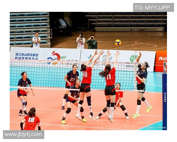 排球深度解析：揭秘北京排球队反击战术与训练背后的故事