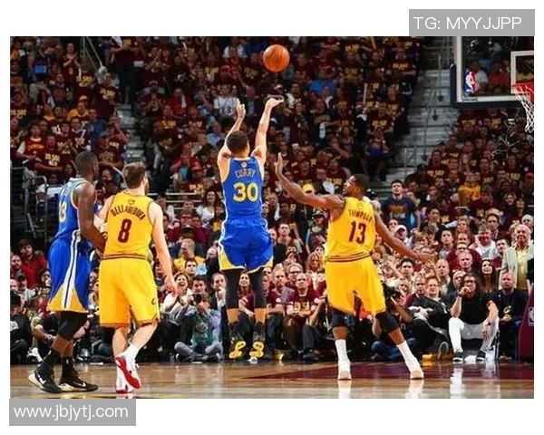 上海篮球队的控球策略与失误分析:提升球队竞争力的关键因素 上海篮球队的控球策略与失误分析:提升球队竞争力的关键因素